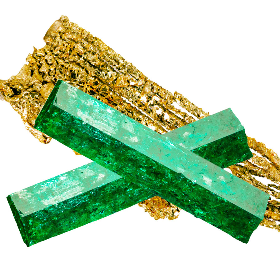 Precious green gemstone used in Anami Alchemia Crystal Elixir Psychedelic Menopause. 